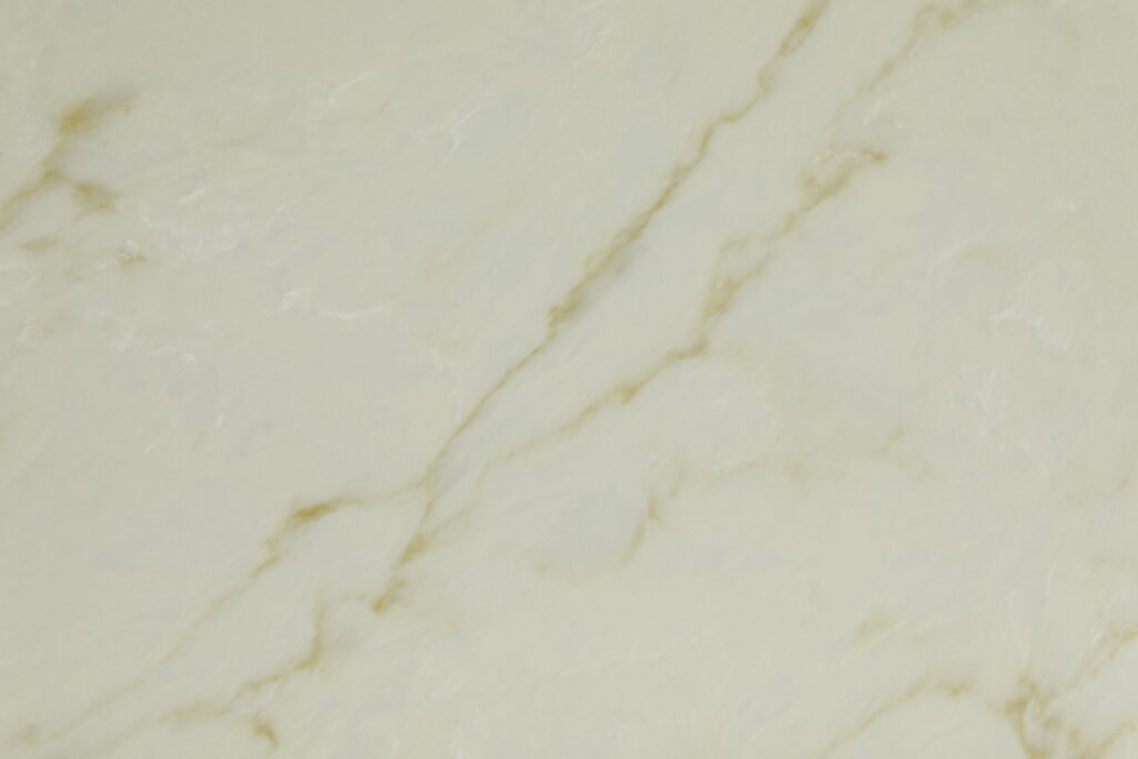 mx8005_quartzite_inspire_super_jumbo_quartz_slab_cambodia_quartz_supplier