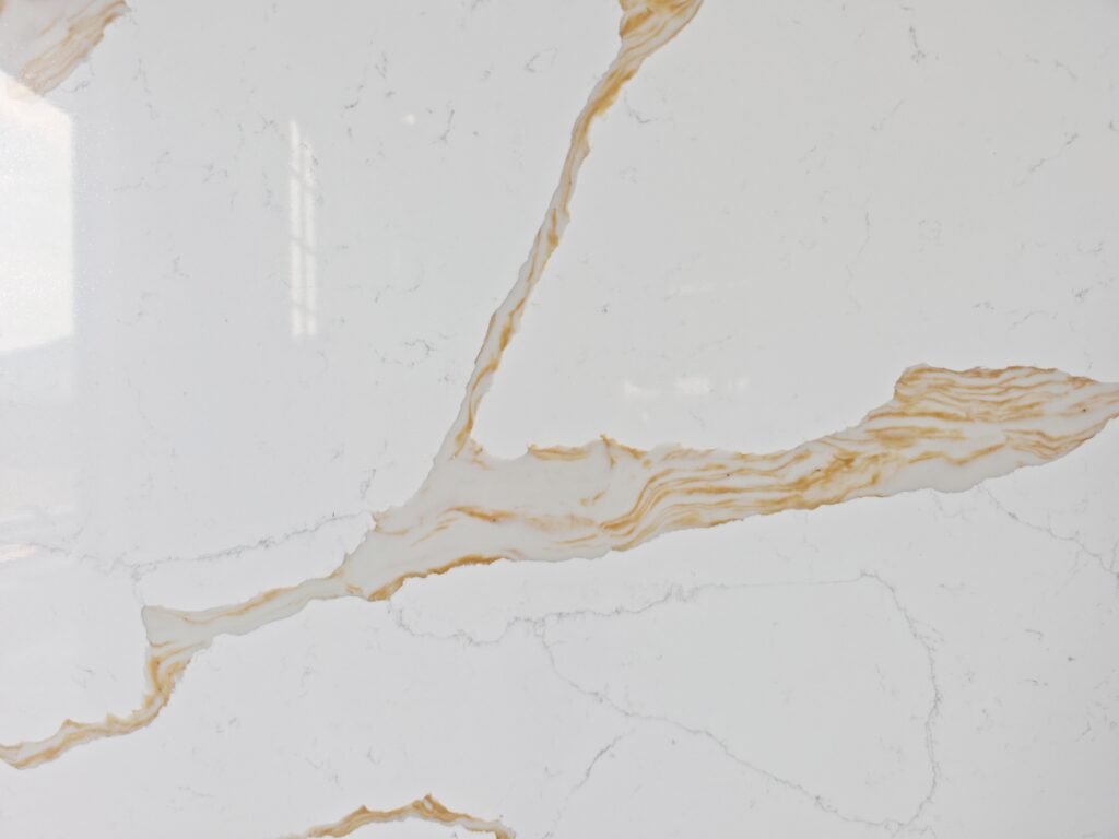 mx6308_calacatta_gold_calacatta_quartz_meritara_cambodia_quartz_factory