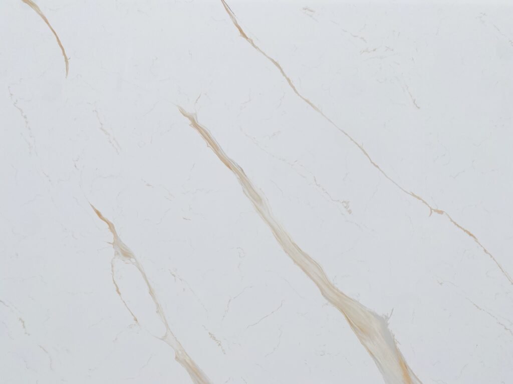 mx6212_calacatta_gold_calacatta_quartz_cambodia_quartz_factory_meritara