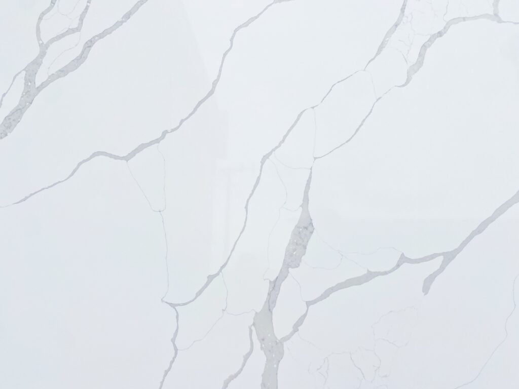 mx6313_calacatta_quartz_slab_cambodian_quartz_supplier_meritara
